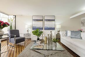OceanFront Larcomar Apartments