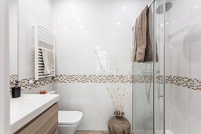 Kindo - 2 Bedrooms in Goya