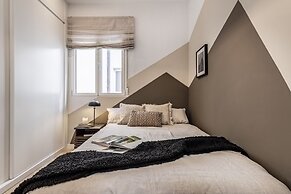 Garos - 2 Bedrooms in Malasa a