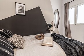 Eriste - 2 Bedrooms in Malasa a