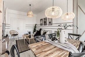 Ariege - 3 Bedrooms and Office in Trafalgar