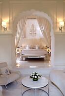 RAN BAAS The Palace