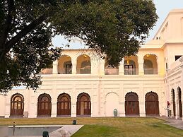 RAN BAAS The Palace