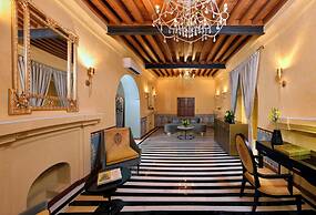 RAN BAAS The Palace
