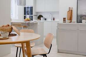 Sanggar - 3 Bedrooms in Almagro