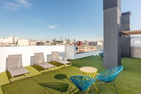 Java - 3 Bedroom and Shared Pool in Almagro