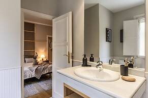 Aversa - 2 Bedrooms in Azca