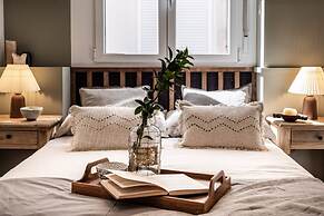 Pepe - 2 Bedrooms in Trafalgar
