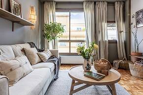 Beires - 1 Bedroom and Shared Pool in Almagro