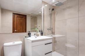 Beires - 1 Bedroom and Shared Pool in Almagro
