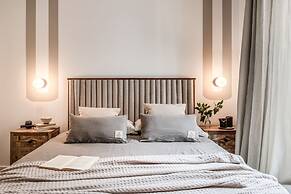 Casaluce - 2 Bedrooms in Trafalgar