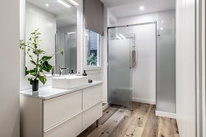 Casaluce - 2 Bedrooms in Trafalgar