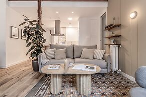 Casaluce - 2 Bedrooms in Trafalgar