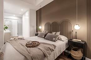 Casaluce - 2 Bedrooms in Trafalgar