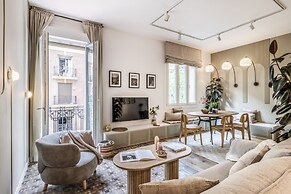 Casaluce - 2 Bedrooms in Trafalgar