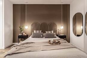 Casaluce - 2 Bedrooms in Trafalgar