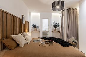 Iruela - 3 Bedrooms and Office in Trafalgar