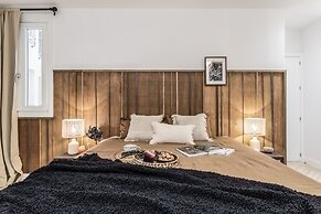 Iruela - 3 Bedrooms and Office in Trafalgar
