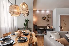 Guban - 2 Bedroom and Balcony in Azca
