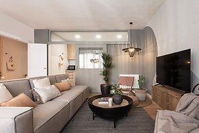 Guban - 2 Bedroom and Balcony in Azca