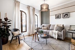 Nicks - 2 Bedrooms in Trafalgar