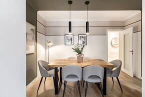 Nicks - 2 Bedrooms in Trafalgar