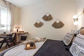 Zillah - 2 Bedrooms in Azca