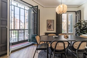 Arashi - 4 Bedrooms in Chueca