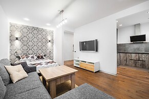 Apartment on Nezavisimosti 74