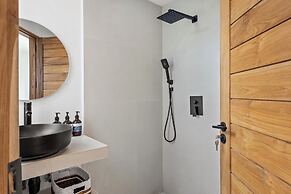White Residence - Art & Boutique Suites