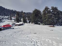 Chopta Hilltop Camps