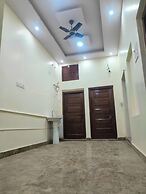 Hotel Dev Kashi