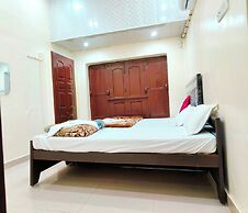 Hotel Dev Kashi