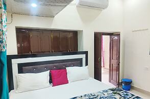 Hotel Dev Kashi