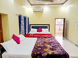 Hotel Dev Kashi