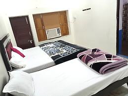 Hotel Dev Kashi