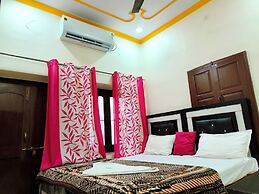 Hotel Dev Kashi