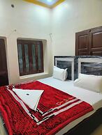 Hotel Dev Kashi
