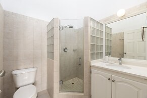 Gibbs Glade Villa 4 Bedroom Home by Bluescape