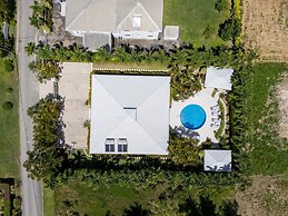 Gibbs Glade Villa 4 Bedroom Home by Bluescape