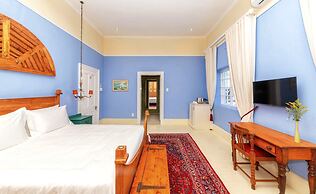 Amina Boutique Hotel