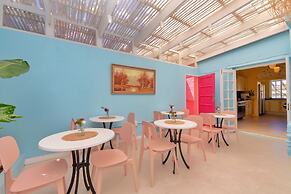 Amina Boutique Hotel
