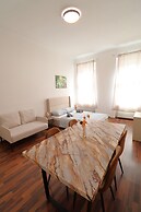 City Palace Apartments 1020 Vie