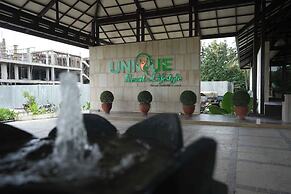 Unique Resort & Lifestyle