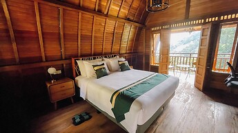 Damar Langit Resort