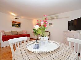 Blissful Bay Apartments Vrboska