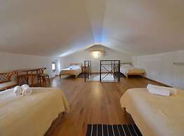 Majestic Rustical Kanfanar Villa With Pool