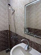Noor Hotel