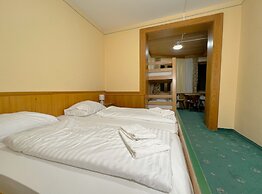 Mountain Hostel