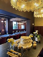 Yak & Yeti Hotel